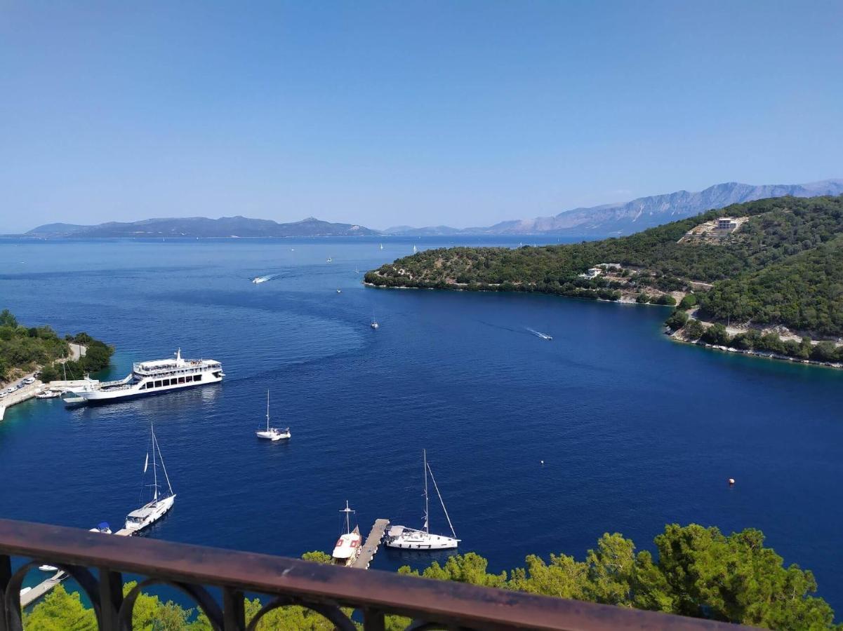 Meganisi Blue Apartment Spartokhórion Dış mekan fotoğraf
